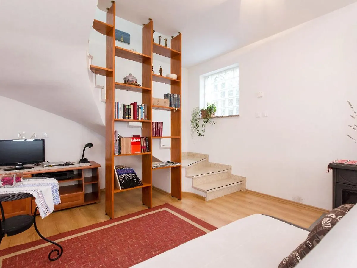 Apartment Teodora - Lov100 By Interhome Lovran Croácia
